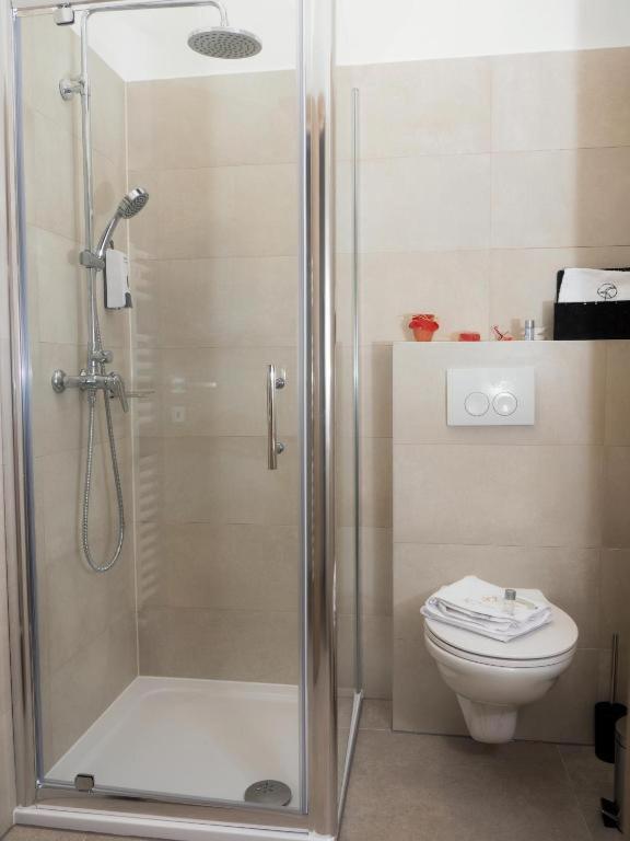 Polai Boutique Apartments With Free Parking 외부 사진