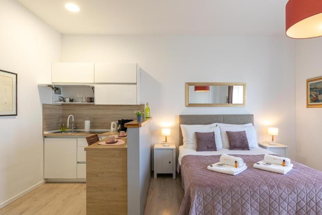 Polai Boutique Apartments With Free Parking 외부 사진