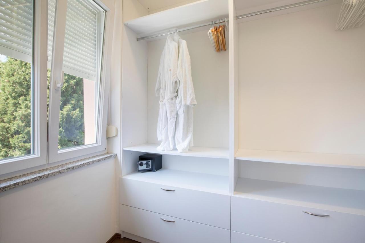 Polai Boutique Apartments With Free Parking 외부 사진