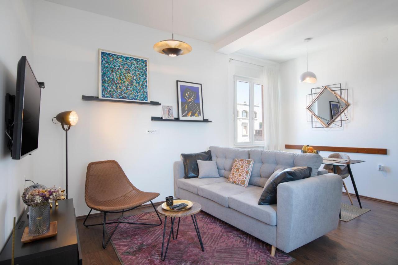 Polai Boutique Apartments With Free Parking 외부 사진